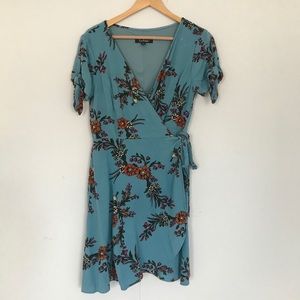 LULUS | teal short-sleeve floral wrap dress